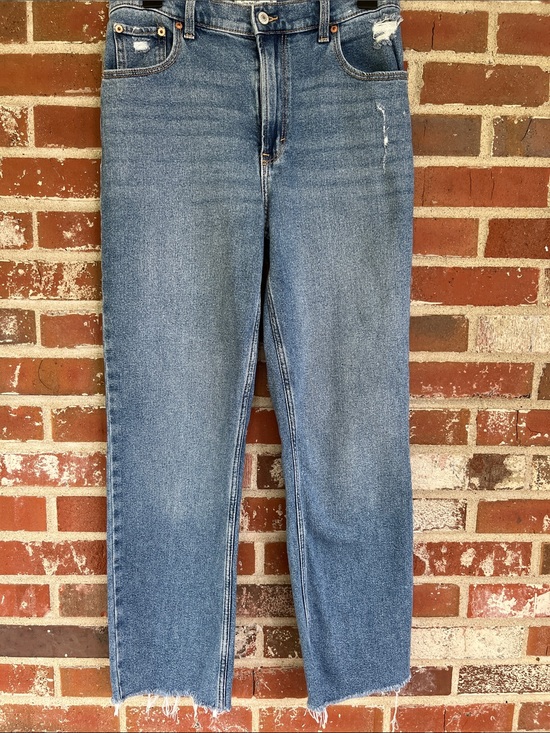 Abercrombie & Fitch Denim - Abercrombie & Fitch Ultra High Rise 90s Straight Jean Size 6/28